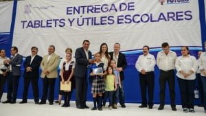 entrega_de_utiles_1