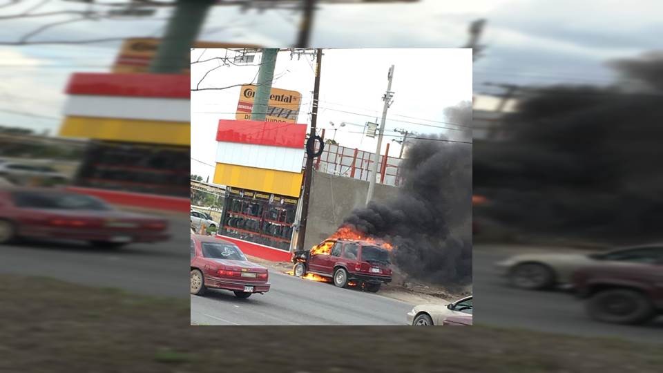 Voraz Incendio Arrasa Con Camioneta En Victoria Noticias Siete