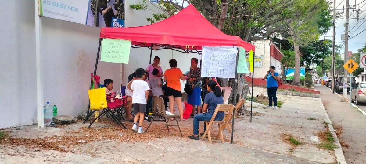 Padres de familia exigen auditoría a primaria de Tampico Noticias24Siete