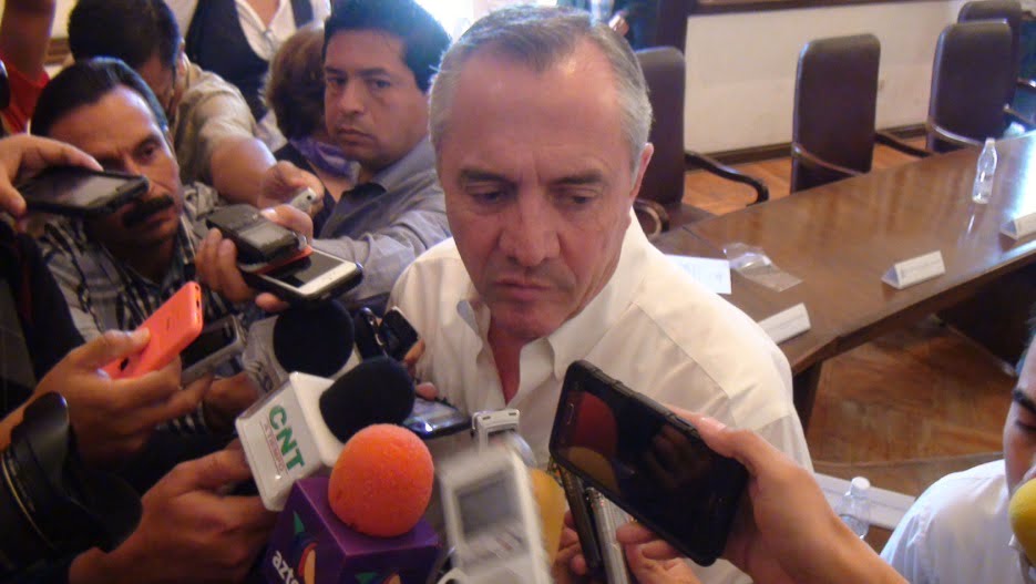 “El Gobernador no intervendrá para elegir candidato”: Etienne