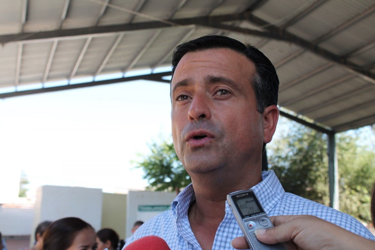 PRI designa a Ernesto Robinson como precandidato a la alcaldía de Reynosa