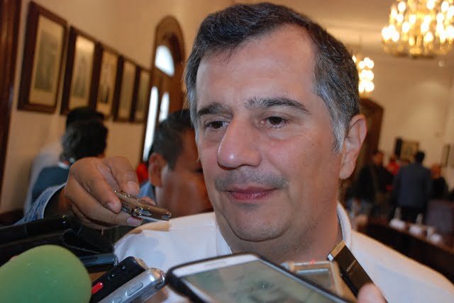 Autoridades no sancionan anomalías de gaseras