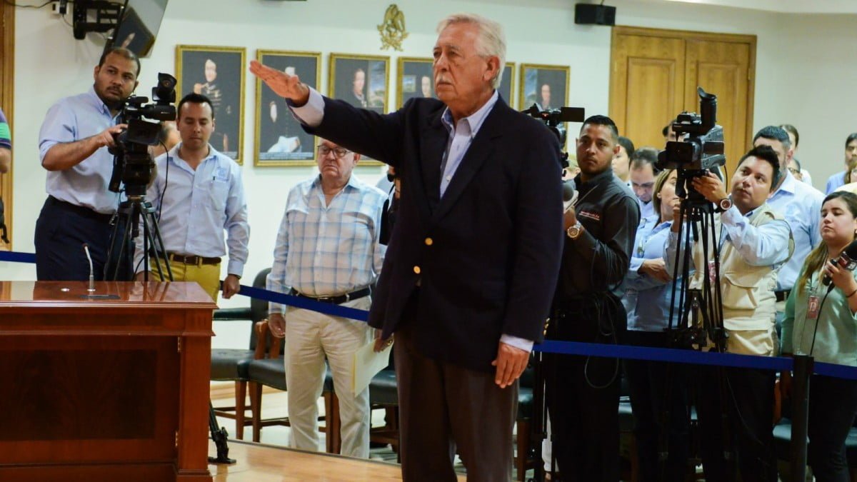 Nombra cabildo nuevo Secretario de Obras Públicas