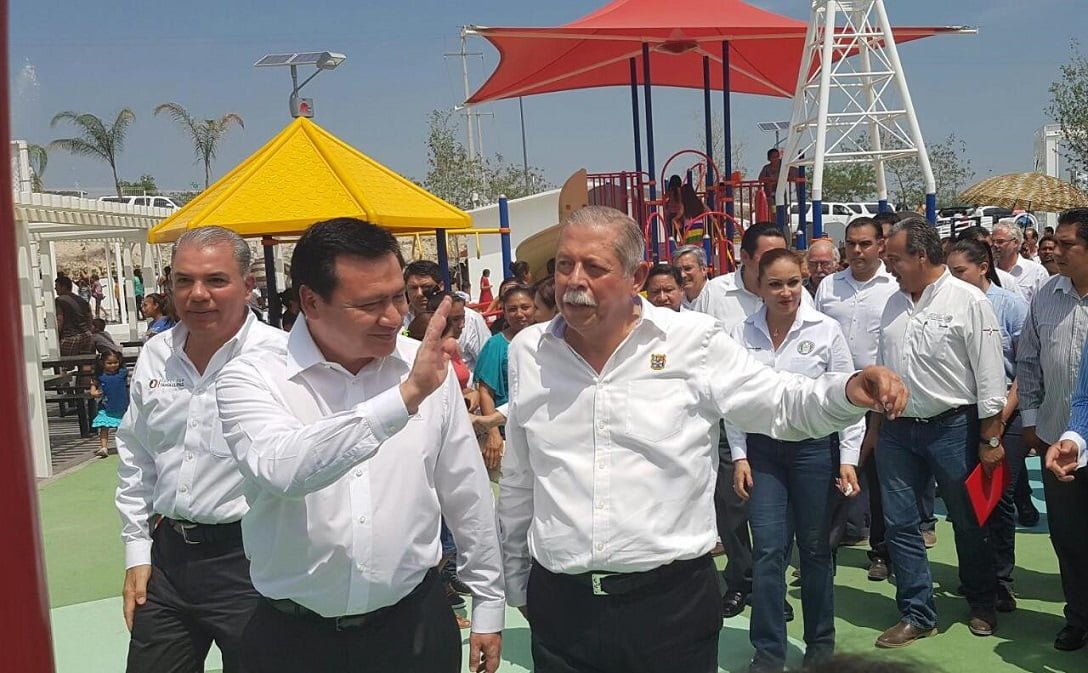 Inaugura Osorio Chong Parque de barrio PEMEX-SEGOB en Reynosa