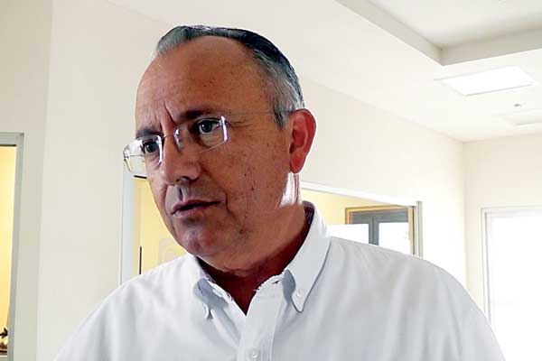 Prometen concluir obra pública, pese a recortes federales