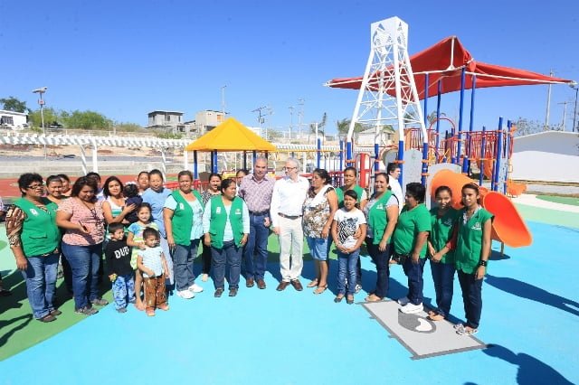 Supervisan avances de Parque de Barrio en Lomas del Pedregal