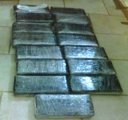 Consigna PGR a una persona a quien le aseguraron más de 18 kilos de cocaína