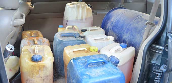 Detienen a vendedores de gasolina robada