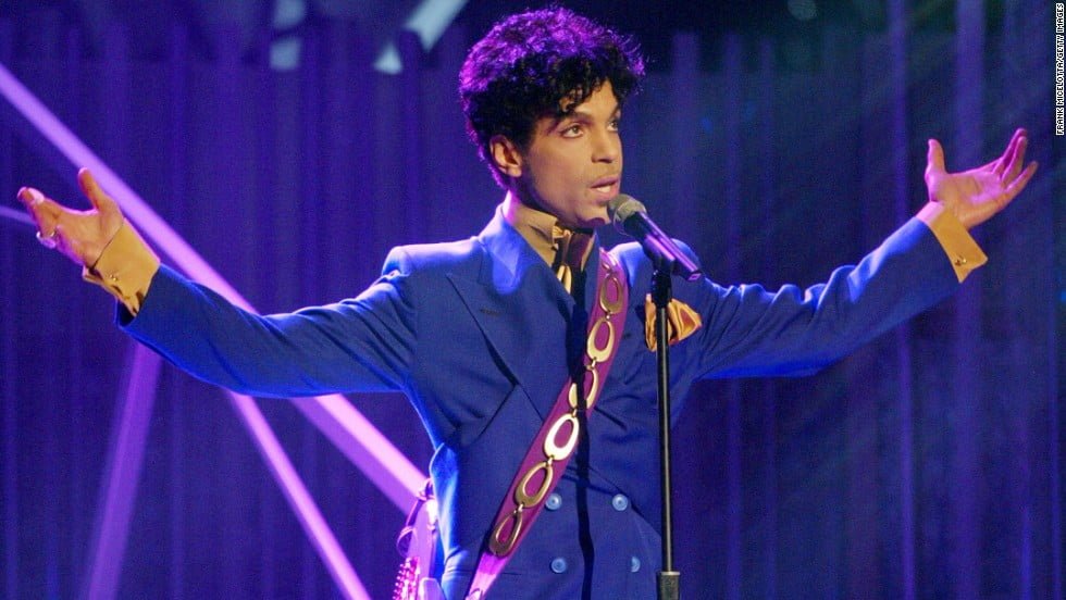 Prince muere a los 57 años en Minnesota