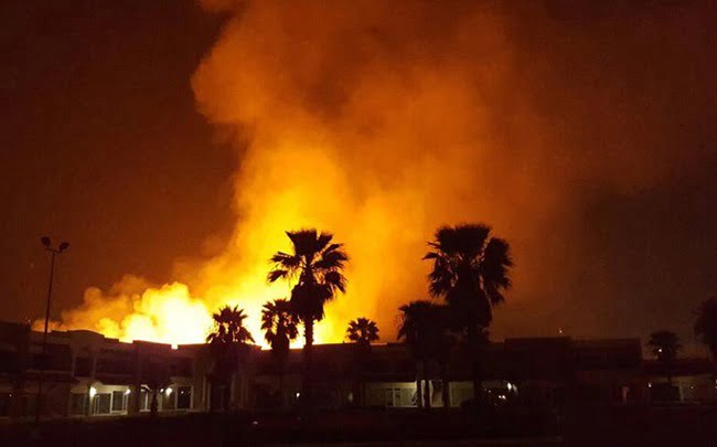 Se incendian bodegas en zona industrial de Monterrey