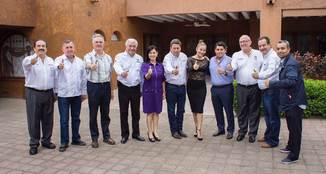 Delegados especiales del PRI se reúnen con Baltazar