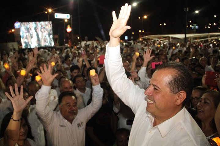 “No diré que no pasa nada, saldré a defender a las familias”: Almaraz