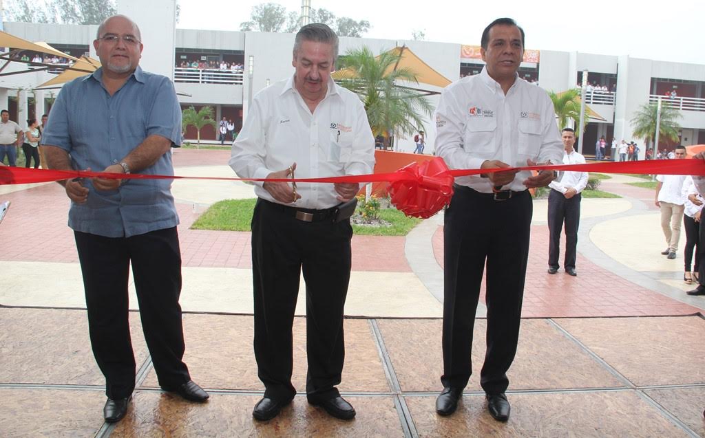 Realiza Rector visita a la Facultad de Ingeniería-UAT en Tampico