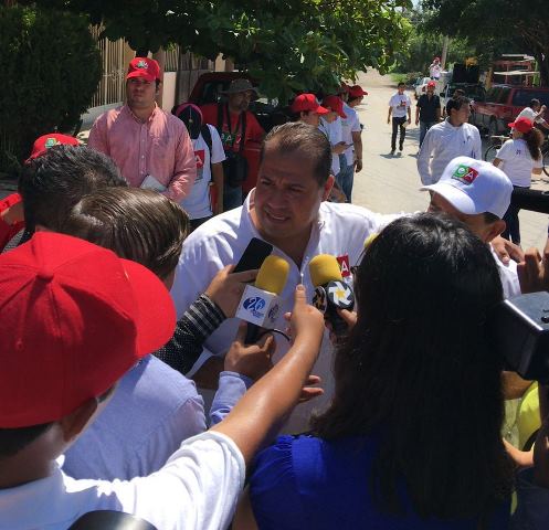 “Seré un alcalde que dé la cara por la gente”: Almaraz