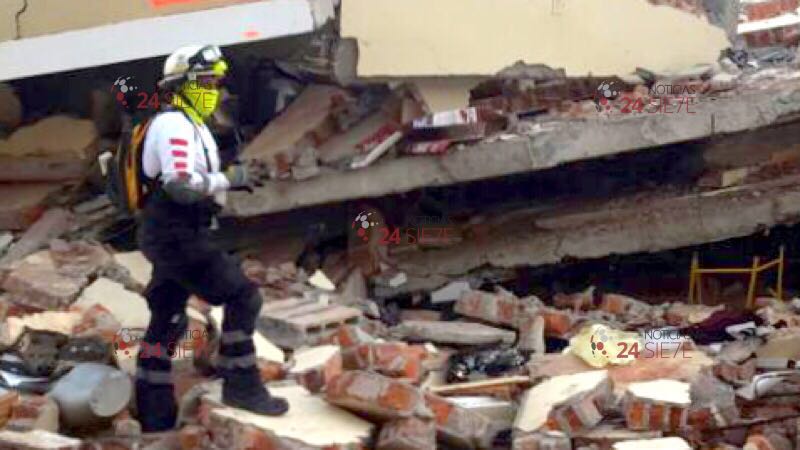 Socorristas Victorenses siguen en apoyando en labores de rescate en Ecuador