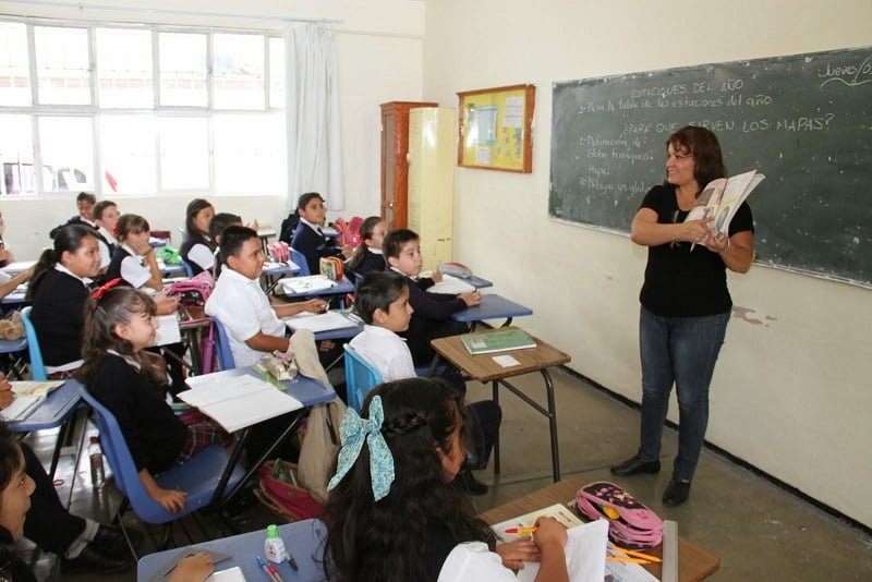 No habrá puente, advierte Secretaría de Educación