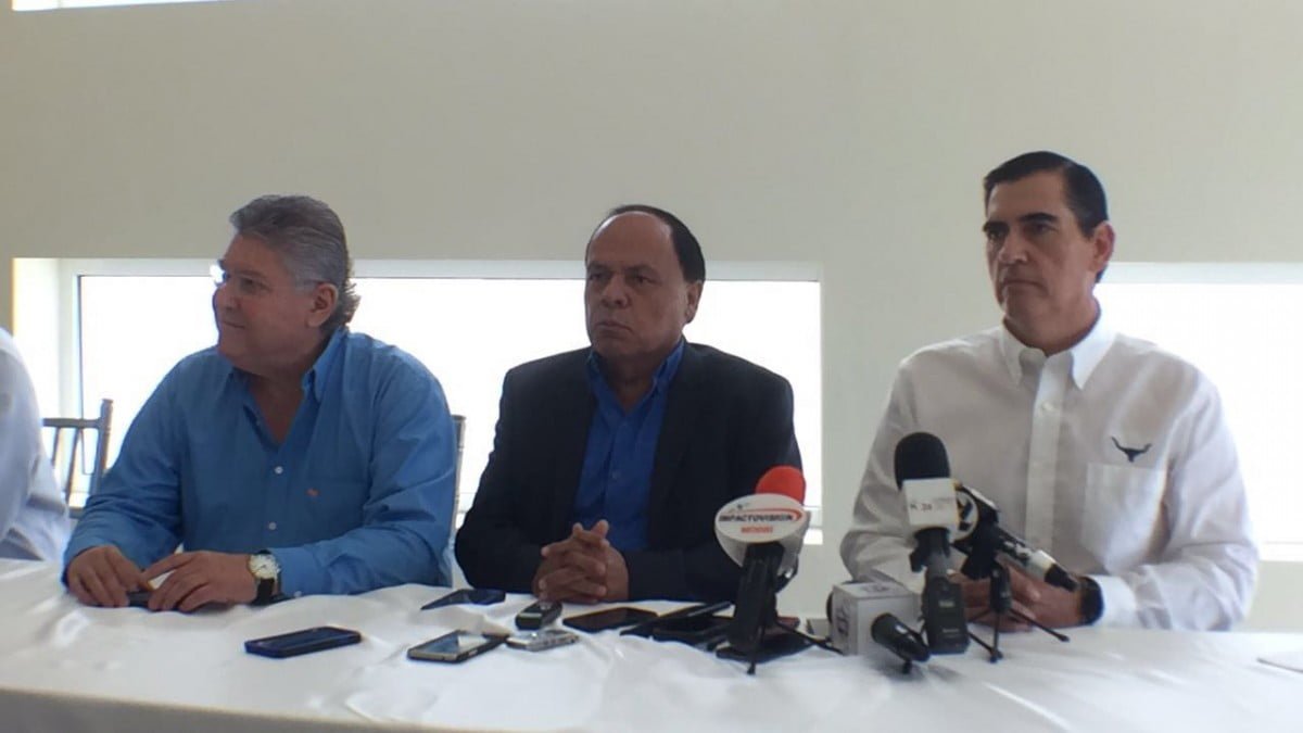 Funcionario despedido de la UAT se suma a Cabeza de Vaca
