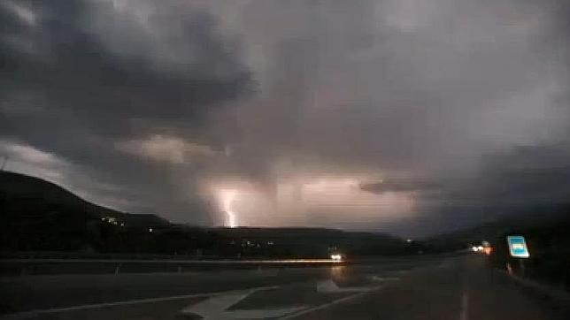 Anuncian tormentas eléctricas y granizadas para las próximas horas