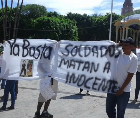 Protestan contra militares por presuntamente matar a un menor