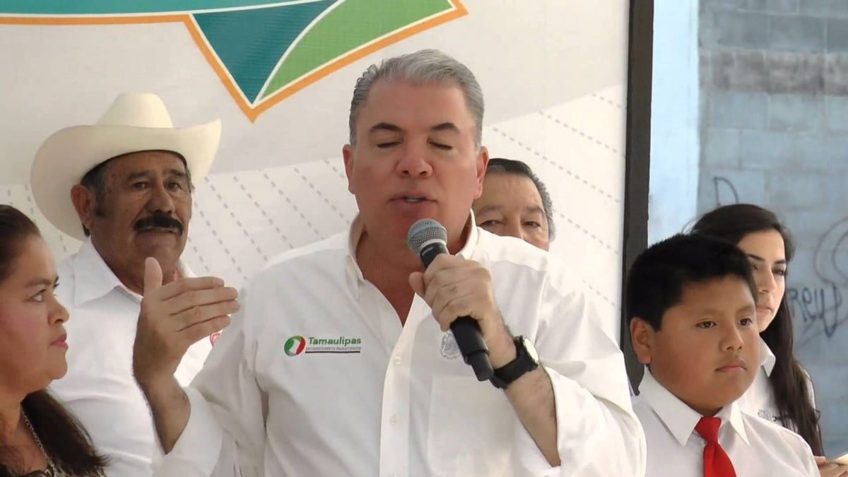 En Wikipedia describen a alcalde de Reynosa como déspota y de beneficiar a amigos