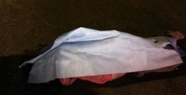 Indigente muere al ser arrollado por auto fantasma