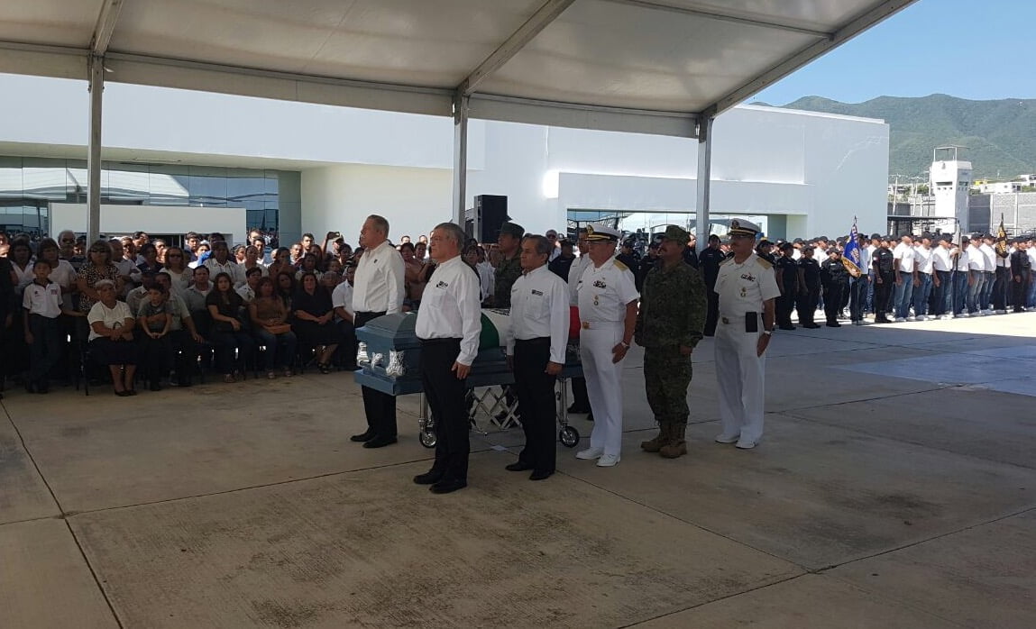 Rinden homenaje a Policía estatal caído en cumplimiento de su deber (Video)