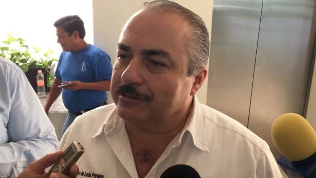 Enfermeras del ISSSTE trabajan como chóferes