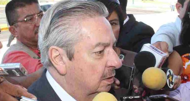 Reconoce Rector de la UAT el trabajo de Egidio Torre