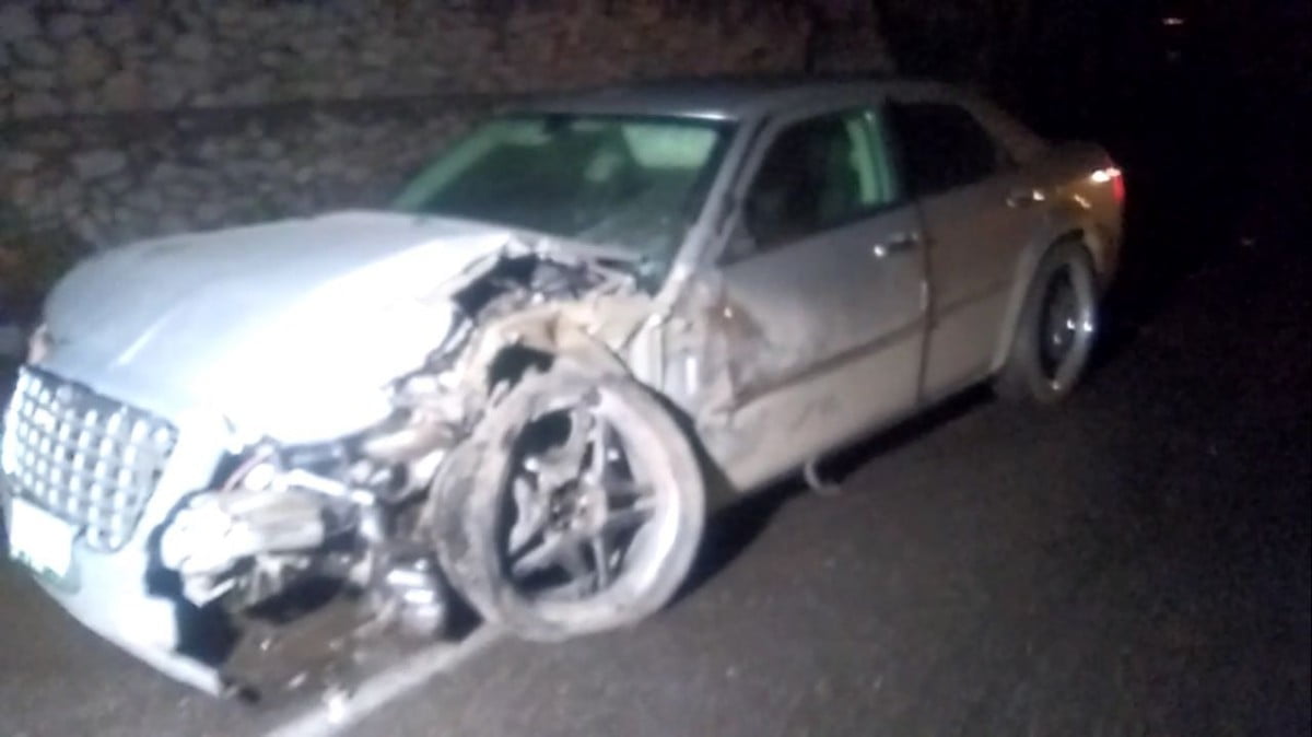 Se salvan de milagro al chocar contra trailer en la «Rumbo Nuevo» (VIDEO)