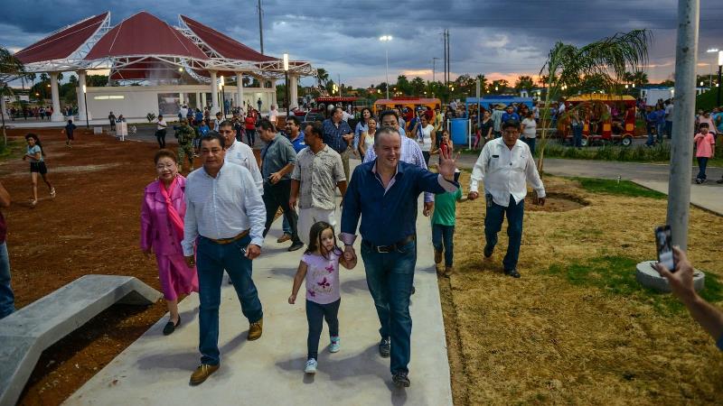 Inaugura Canturosas el parque más grande de Nuevo Laredo