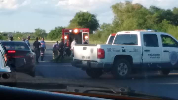 Embisten a ciclista y se debate entre la vida y la muerte
