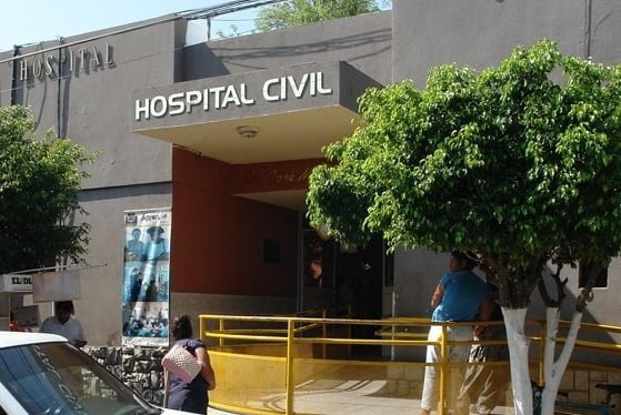 Hombres armados matan a custodio y se llevan a reo en Victoria