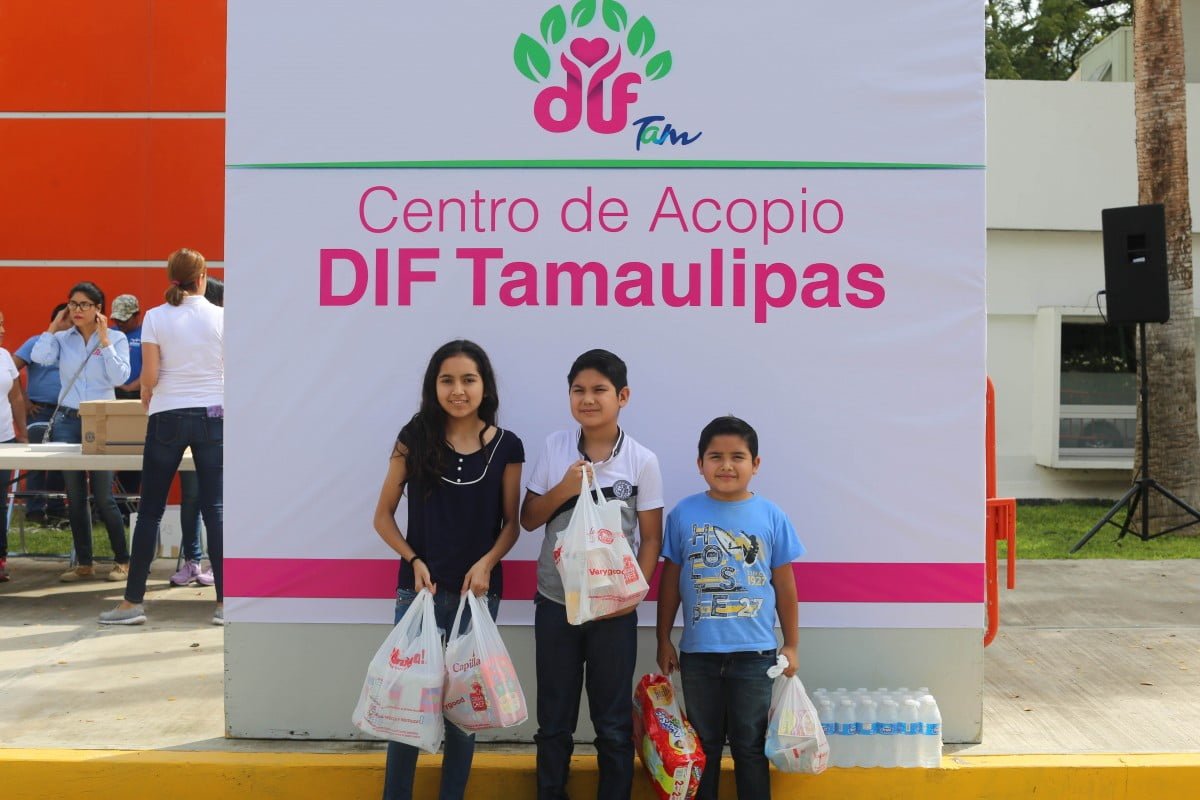 Activos centros de acopio del DIF para apoyar a damnificados del sur