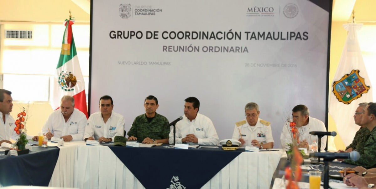 Preside Gobernador de Tamaulipas reunión de seguridad en Nuevo Laredo