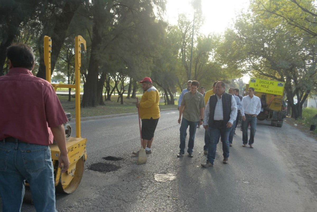 Supervisan acciones de bacheo en Victoria