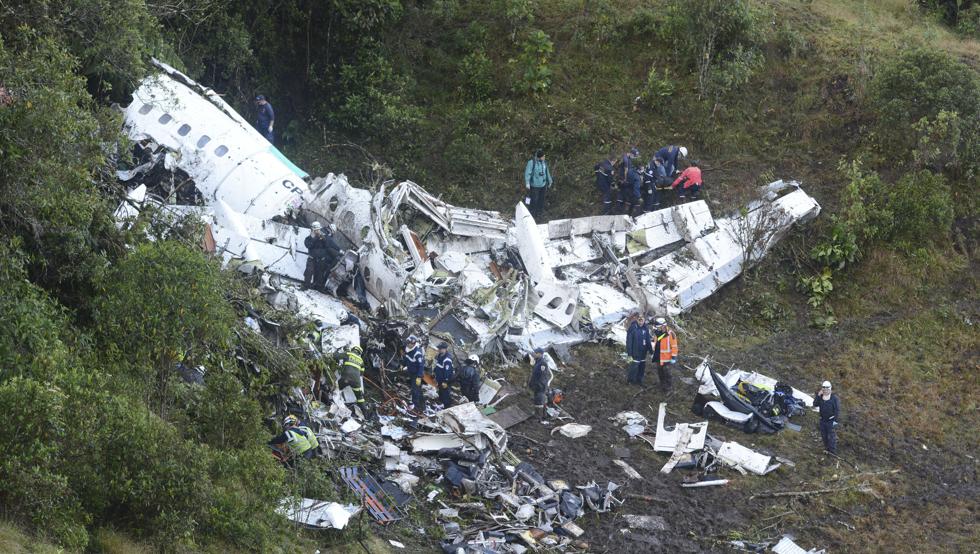 Cae en Colombia avión con equipo brasileño de fútbol