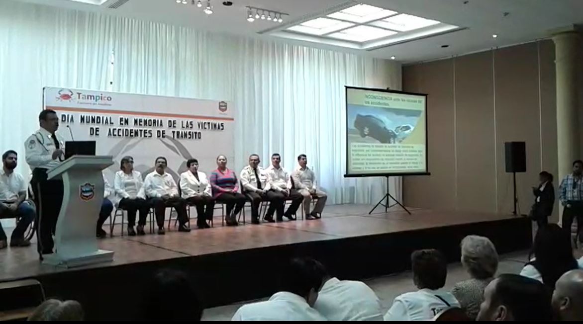 Recuerdan a víctimas de accidentes de tránsito (VIDEO)