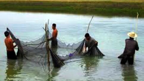 Familiares de pescadores desaparecidos exigen continuar búsqueda en «La Pesca»
