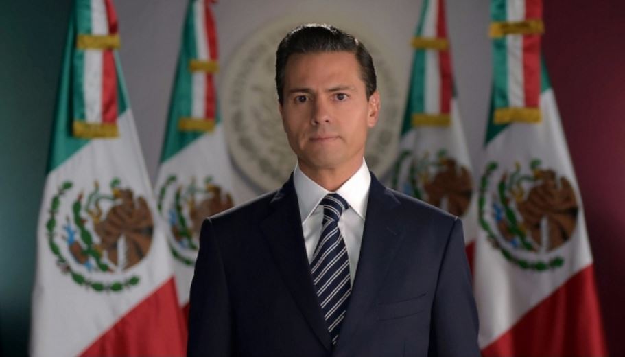 Anuncia EPN reducción de 10% en salario de mandos del gobierno