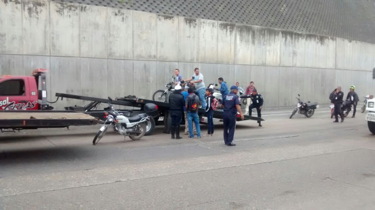 Aplican operativo vial de verificación a motociclistas
