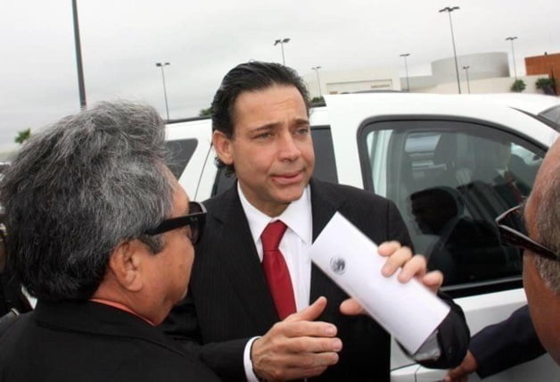 “Geño” tramita carta de “Antecedentes no penales”, ¿irá por alguna candidatura?