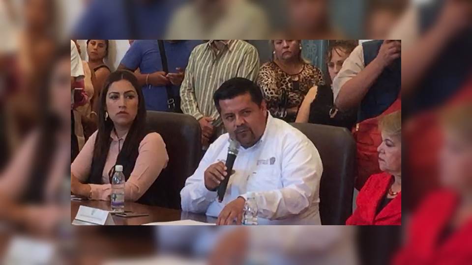 Proponen eliminar papel para servicios municipales en Victoria (VIDEO)