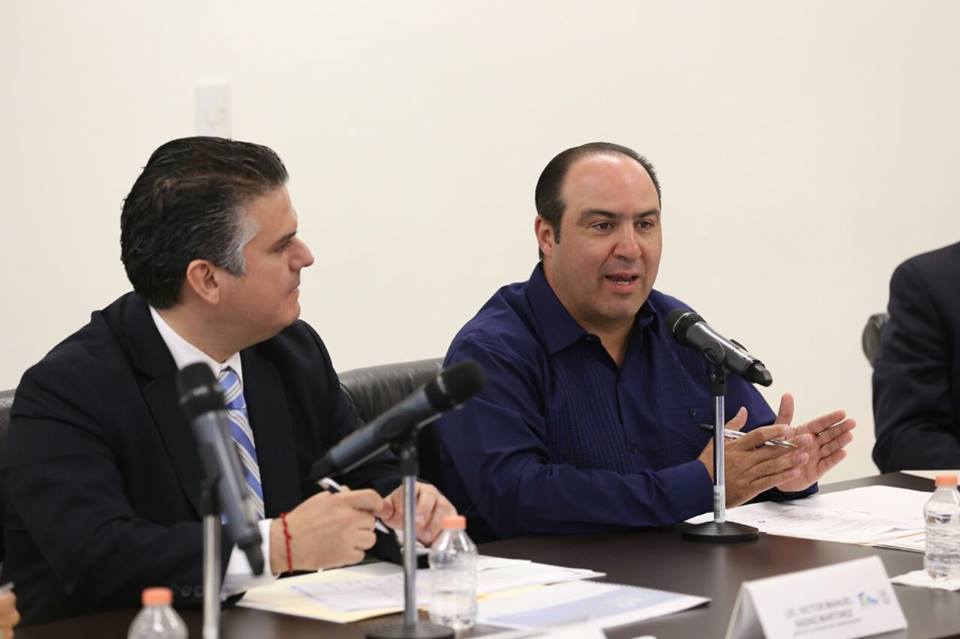 Reciben diputados informe del Plan Estatal de Desarrollo 2016 -2022