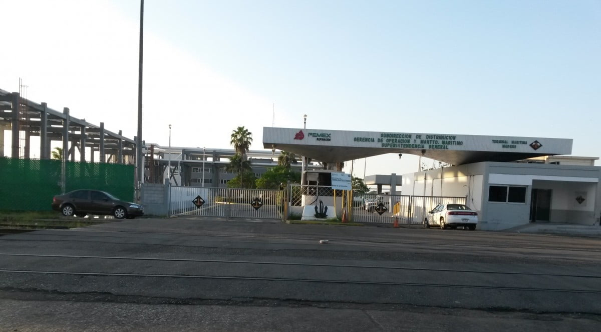 Confirman 11 lesionados tras flamazo en Pemex