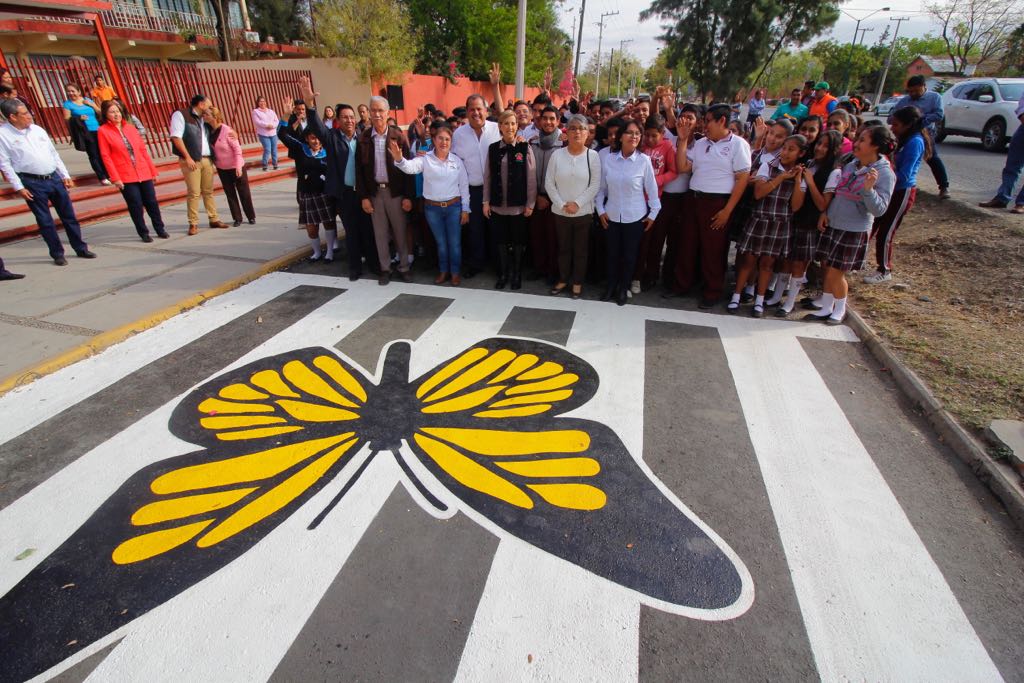 Entregan séptimo paso peatonal «Cebras por la Vida»