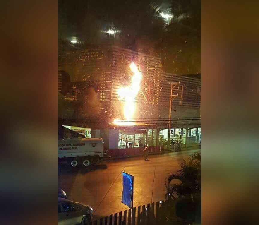 Alarma conato de incendio en Chedraui de la zona sur