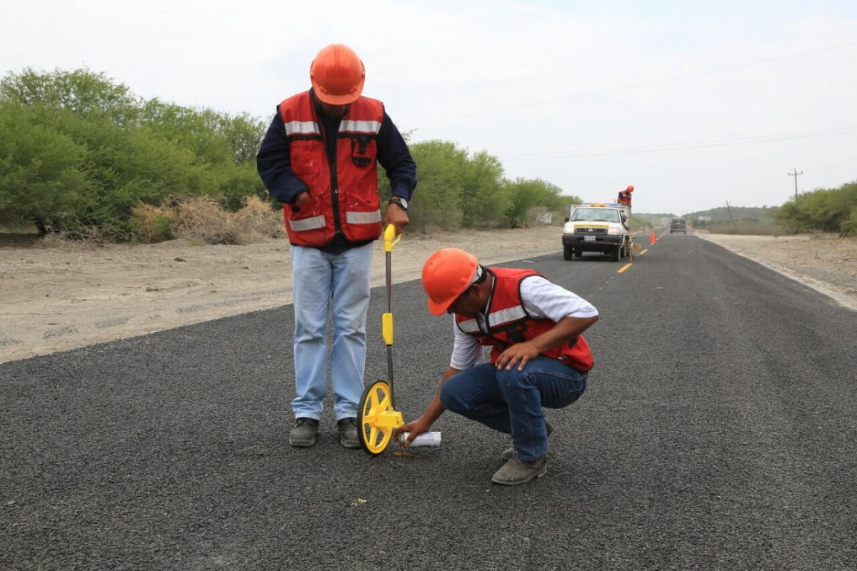 Rehabilitan acceso a la Presa Vicente Guerrero