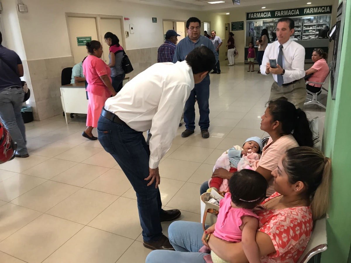 Supervisan servicios médicos y administrativos en el IMSS de Victoria