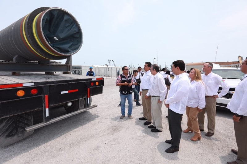 Inauguran primer gasoducto submarino en México