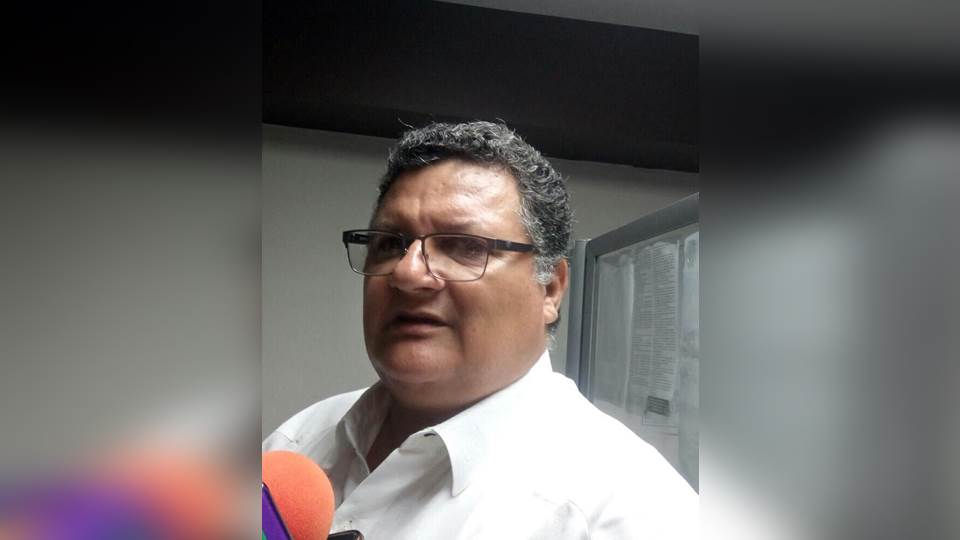 Plazas vacantes de maestros en Madero se deben cubrir con «comisionados» de CREDE: Rosalío Guzmán